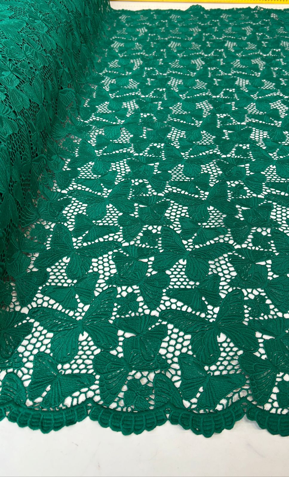 Renda Guipir Verde Bandeira Borboletas   