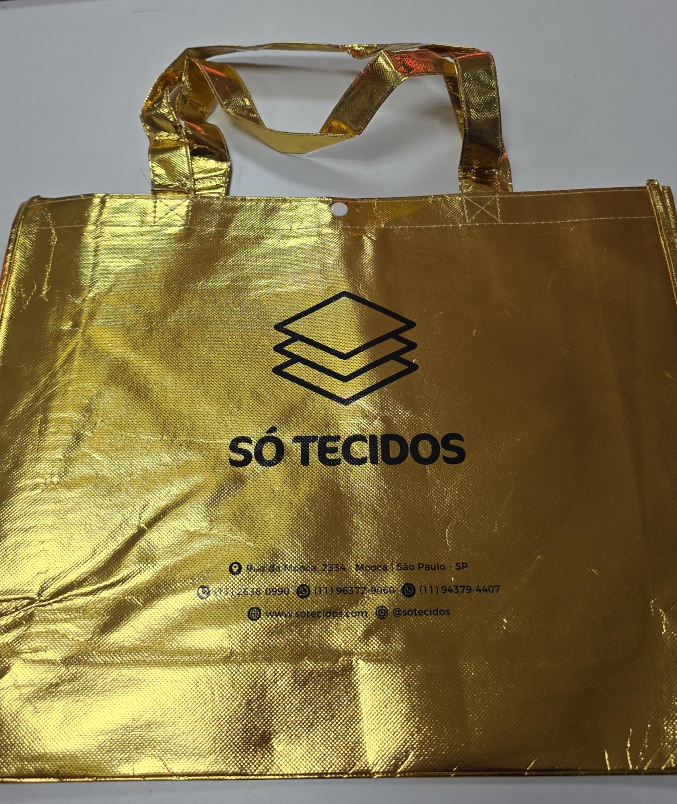 Sacola Metalizada Só Tecidos Dourada