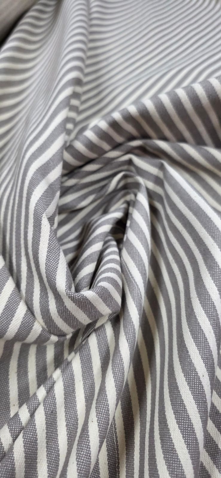 Sarja de Algodão Listrado Cinza