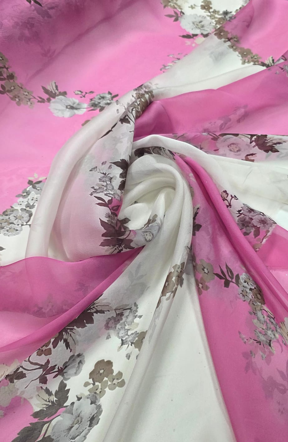 Chiffon de Seda Pura Estampado Floral Rosa e Branco 10