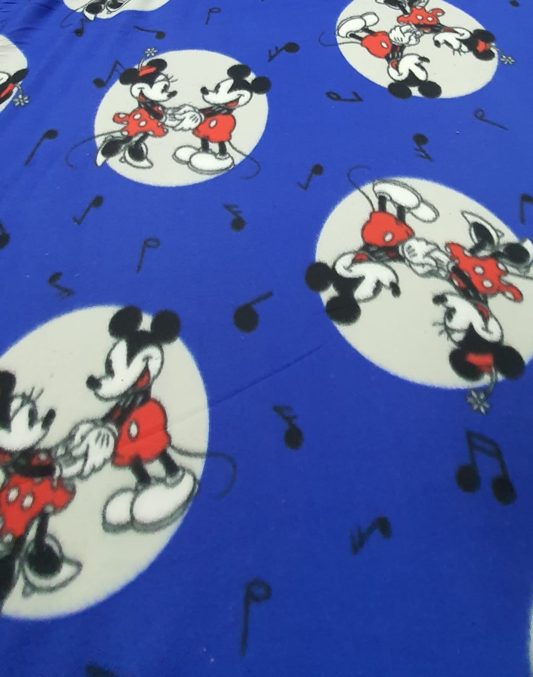Soft Estampado mickey e Minnie Musical Fundo Azul Só Tecidos