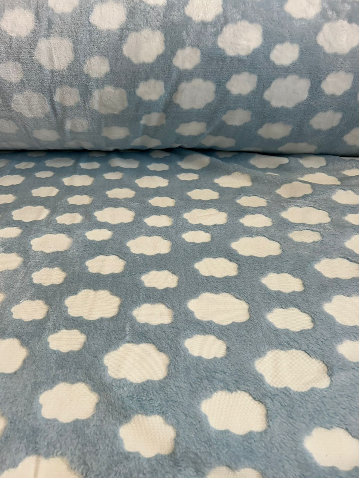 Ultra Soft Fleece 3D Nuvens Fundo Azul - Brilha no Escuro