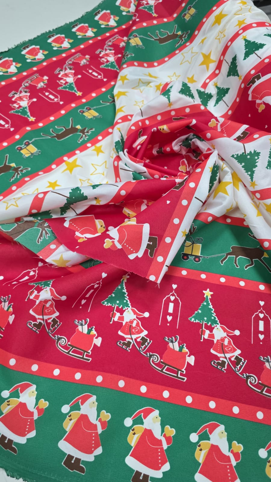 Tergal Natalino Tricolor Listrado 06