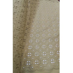 Layse Bordada Verde Oliva Claro Modelo CO991 - Largura 1,40 m x Comprimento 0,80 cm