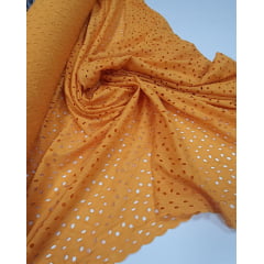 Layse Bordada Amarelo Gema Modelo A-961 - Largura 1,40 m x Comprimento 1,50 m 