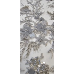 Tule Bordado com Pedrarias Premium 3D Prata Modelo 2301 - Largura 1,35 m x Comprimento 1,35 m 