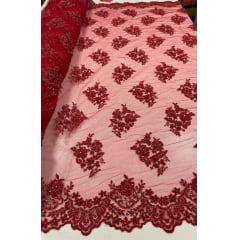 Tule Bordado Coreano Com Pedrarias Vermelho Cereja e Fio Metálico Dourado  - Largura 1,35 x Comprimento 0,70 cm