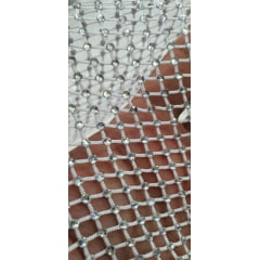 Tela Arrastão Branco com Pedrarias Prata - Largura 1,30 m x Comprimento 1 m 