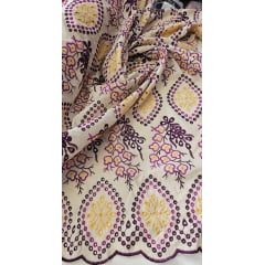 Layse Fundo Creme Bordada Marrakech Uva  - Comprimento 2,20 m x Largura 1,30 m