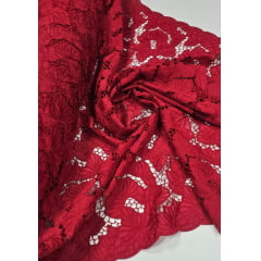 Layse Richelieu Vermelho Cereja  Flores I19  - Comprimento 2,50 m x Largura 1,30 m 