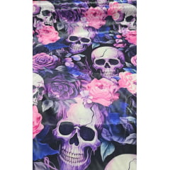 Cetim Estampado Digital Caveiras com Rosas Roxas COM DEFEITO E CORTE TORTO - Comprimento 0,80 cm x Largura 1,47 m  