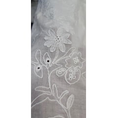 Layse Bordada Premium Bologna Cordonê Off White  - Comprimento 1,50 m x Largura 1,30 m 