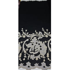 Viscolinho Premium Dior Bordado Fundo Preto Barrado Prata - Comprimento 1,50 m x Largura 1,40 m