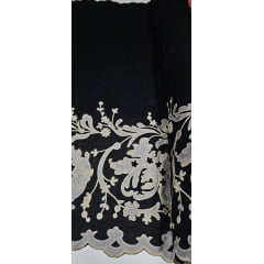 Viscolinho Premium Dior Bordado Fundo Preto Barrado Prata - Comprimento 1,50 m x Largura 1,40 m