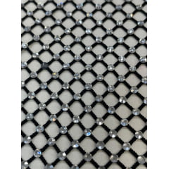 Tela Arrastão Preto com Pedrarias Prata - Comprimento 0,90 cm x Largura 1,30 m 