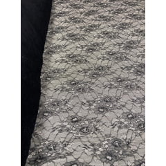 Renda Tipo Chantilly Preto - Comprimento 5 m x Largura 1,47 m 