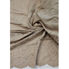 Layse Bordada Premium 3D Bicolor Kaki com Kaki - Comprimento 2,90 m x Largura 1,30 m  Layse Bordada Premium 3D Bicolor Kaki com Kaki - Comprimento 2,90 m x Largura 1,30 m