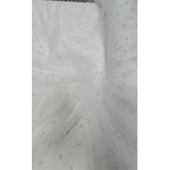 Tule Iluzione com Pérolas Branco COM FALHA - Comprimento 2,30 m X largura 1,60 m