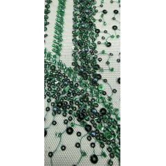Tule Bordado com Pedrarias Premium Verde Floresta 16296A - Comprimento 0,50 cm x Largura 1,30 m