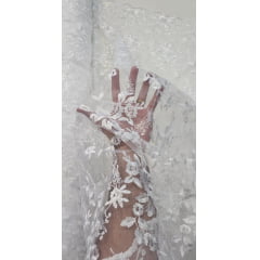 Tule Bordado com Bico Branco Modelo 26 - Comprimento 2 m x Largura 1,30 m