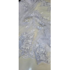 Tule Bordado Liverpool com Bico Branco Modelo 153 - Comprimento 1 m x Largura 1,30 m 