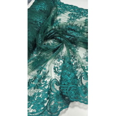 Tule Bordado Europa com Soutache Verde Folha Milão - Comprimento 2,50 m x Largura 1,35 m