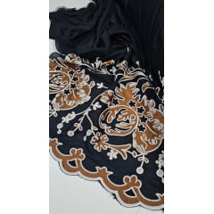 Viscolinho Premium Dior Bordado Fundo Preto Barrado Marrom - Comprimento 2,50 m x Largura 1,40 m