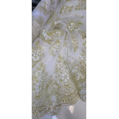 Tule Bordado Europa Branco com Fio Metálico Dourado MCT Modelo 02 - Comprimento 1 m x Largura 1,30 m