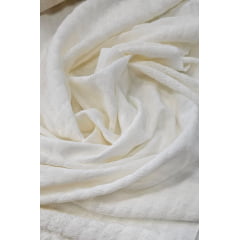 Crepe Tulum Com Elastano Off White COM MANCHA NABORDA- Comprimento 2,50 m x Largura 1,47 m