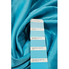 Gabardine Prada Azul Tiffany COM CORTE TORTO - Comprimento 1 m x Largura 1,47 m