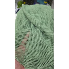 Tule arrastão verse malva -Comprimento  1,30 m x Largura 2 m 