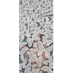 Renda Guipir Branca Borboletas - Comprimento 0,80 cm x Largura 1,35 m