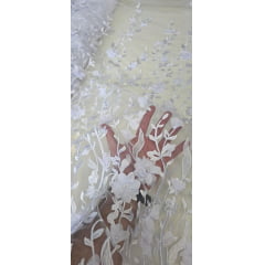Tule Bordado com Pérolas e Flores 3D Branco GDT6125 - Comprimento 0,80 cm x Largura 1,40 m