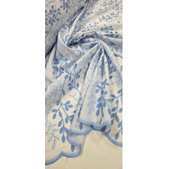 Cambraia Bordada 3D Bicolor Ramos Azul e Branco   ( COM ACABAMENTO NOS 2 LADOS)