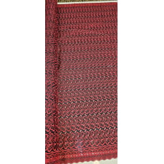 Layse Austríaca Fundo Preto Bordada com Vermelho