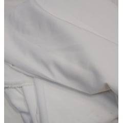 Micro fibra com elastano branco- Comprimento  6 m x Largura 1,47 m 