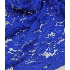 Renda com soutache azul royal com grande furo no meio - Largura 1,40 m x Comprimento 3,50 m 