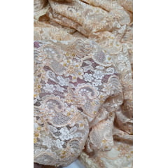 Renda exclusive com soutache e pedrarias creme - Comprimento 3 m x Largura 1,20 m  - 