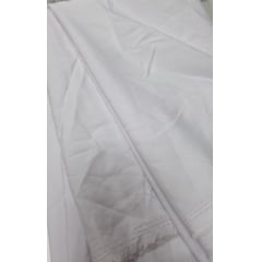 Viscose sarjada off - Comprimento 3,90 m x Largura 1,40 m