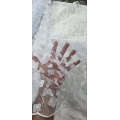 Tule Bordado com Borboletas em 3D Branco