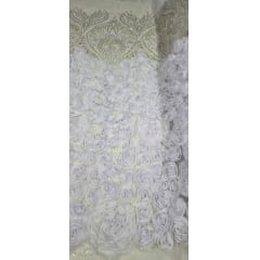 Tule Bordado com Pedrarias 3D Floral em Georgete Branco com Champanhe