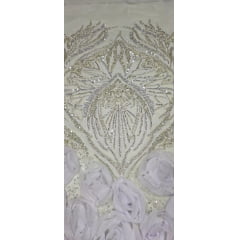 Tule Bordado com Pedrarias 3D Floral em Georgete Branco com Champanhe