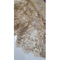 Tule Bordado com Pedrarias Dolce Dourado
