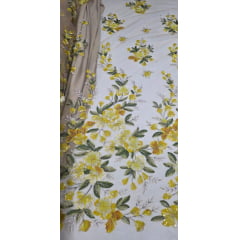 Tule Bordado com Pedrarias e Flores em 3D Jardim Encantado Amarelo