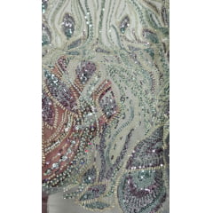 Tule Bordado com Pedrarias Premium Azul Claro com Pedrarias Multicolor Modelo HT98370