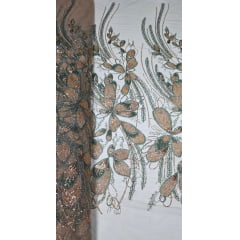 Tule Bordado com Pedrarias Premium Rosê Gold com Verde Cerâmica HT70513 Tule Bordado com Pedrarias Premium Rosê Gold com Verde Cerâmica HT70513