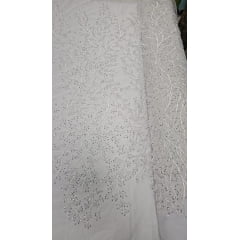 Tule Bordado com Pedrarias Ramos Branco HS783