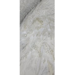Tule Bordado Premium Com Pedrarias e Plumas Off White