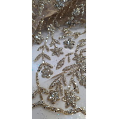 Tule com Glitter Ramos em Alto Relevo Dourado