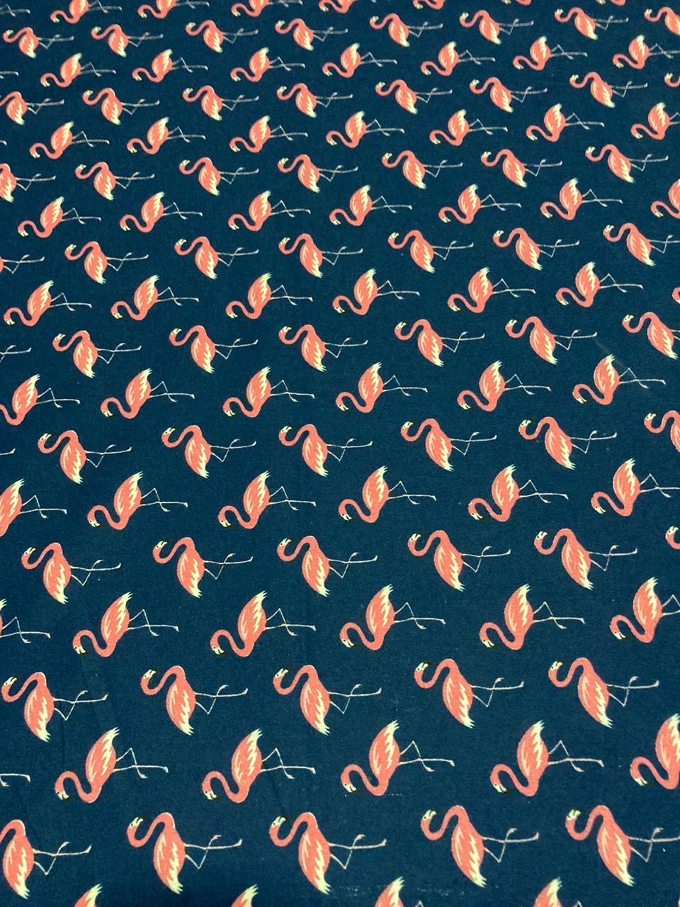 Tricoline Estampada Flamingos Fundo Azul Marinho 100% Algodão  